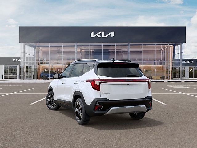 Vehicle image 9 of 36