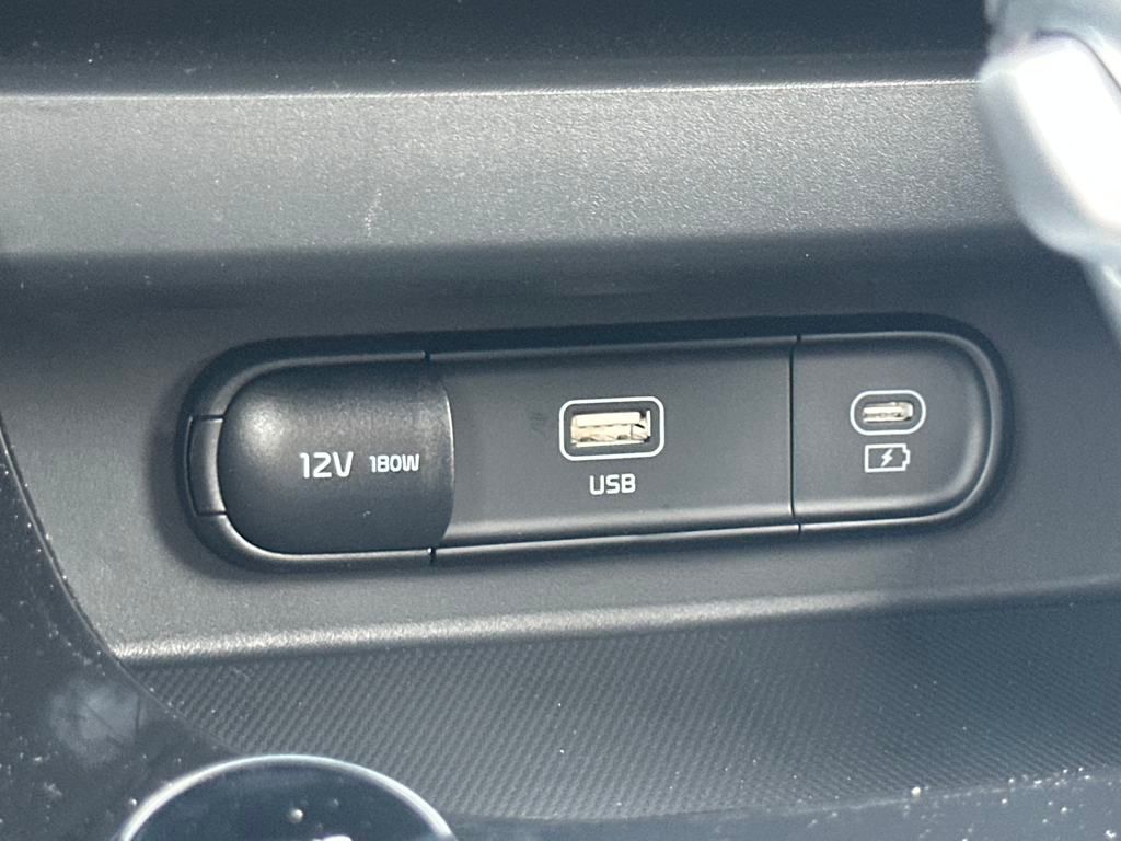2025 Kia Seltos S Image 22 of 34