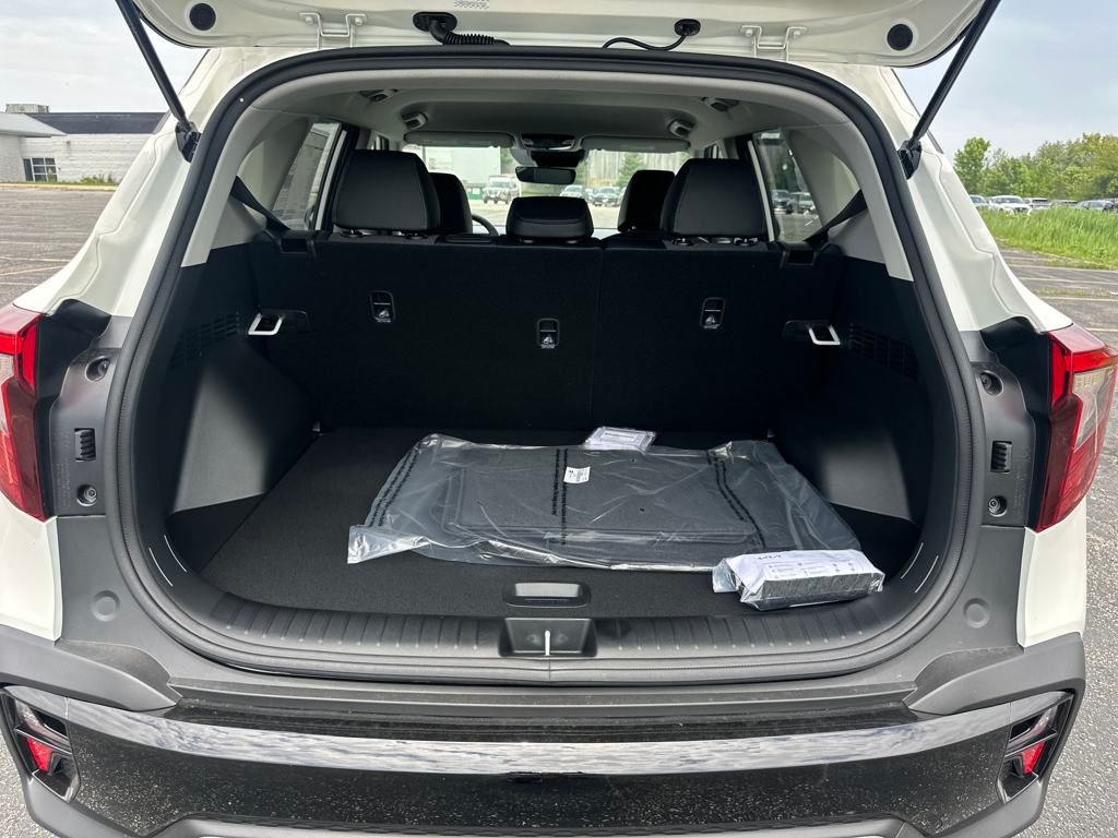 2025 Kia Seltos S Image 32 of 34