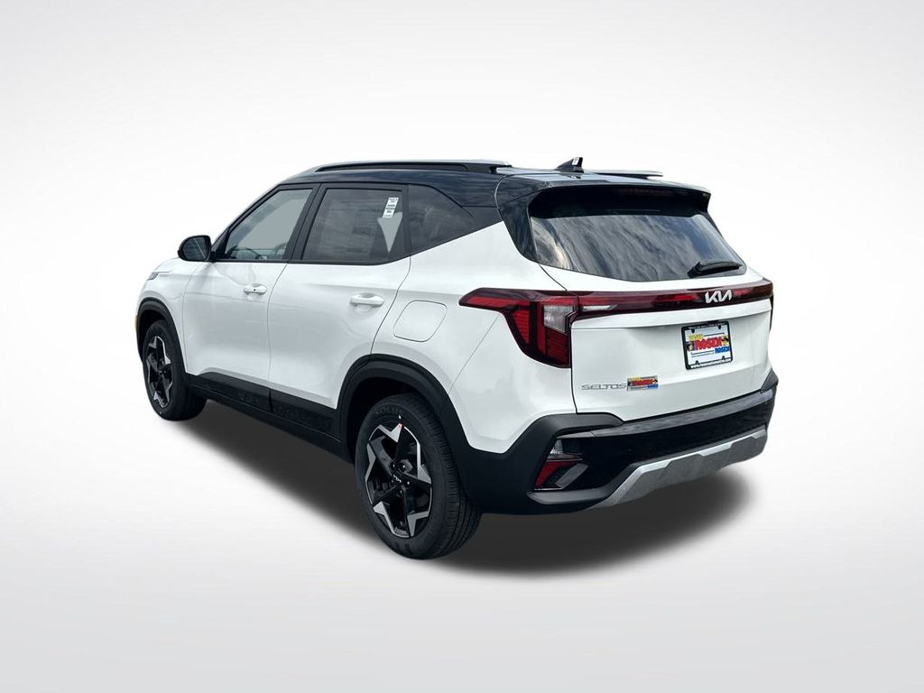 2025 Kia Seltos S Image 7 of 34