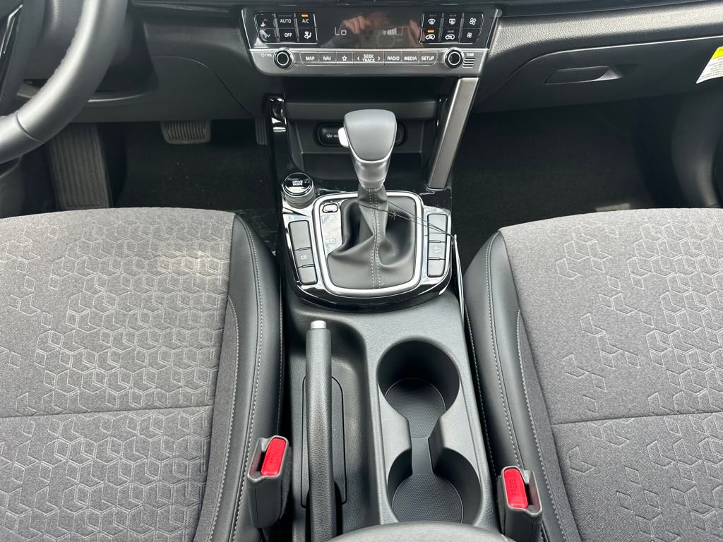 2025 Kia Seltos S Image 24 of 34