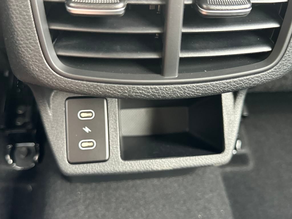 2025 Kia Seltos S Image 15 of 34