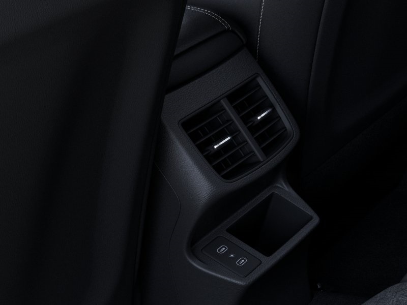 Vehicle image 26 of 27