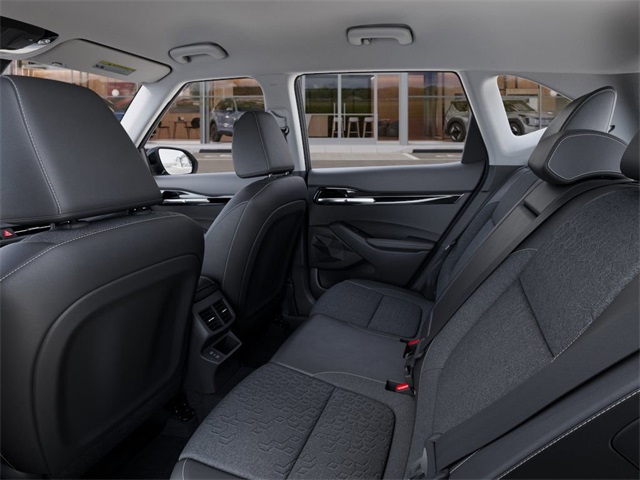 Vehicle image 15 of 27