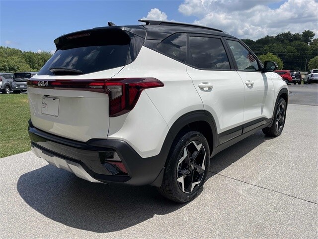 Vehicle image 5 of 20