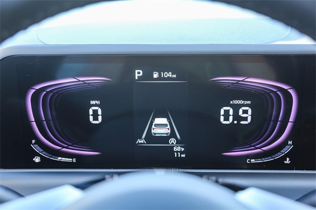 Vehicle image 22 of 25