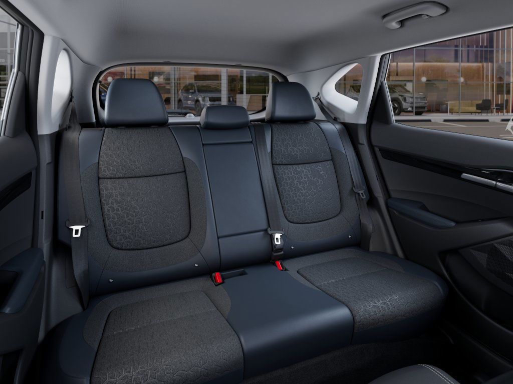 2025 Kia Seltos S Image 15 of 27