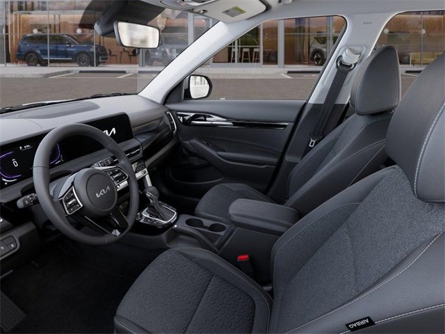 Vehicle image 17 of 27