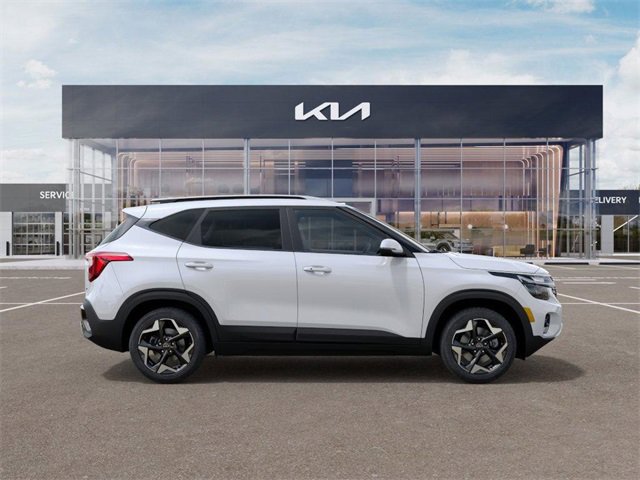 Vehicle image 3 of 27