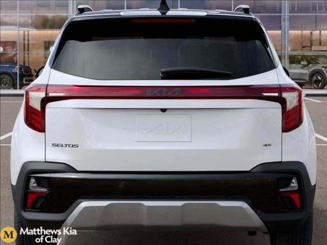 Vehicle image 8 of 27
