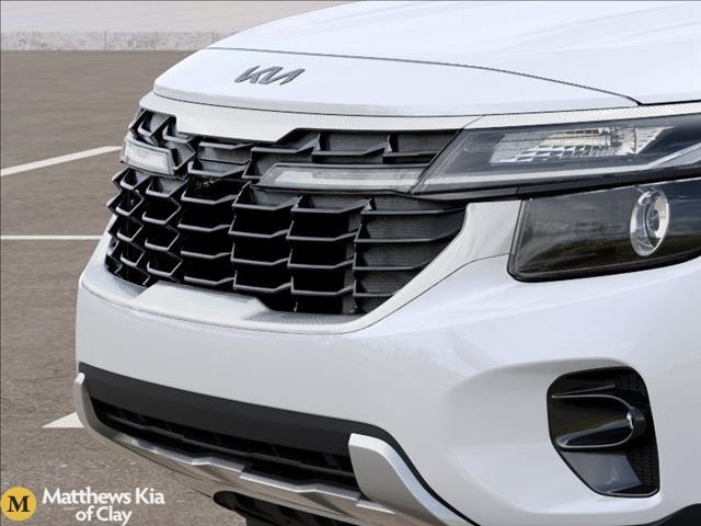 Vehicle image 22 of 27