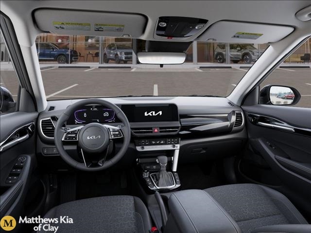 Vehicle image 16 of 27