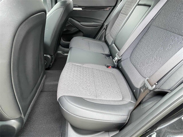 Vehicle image 20 of 25