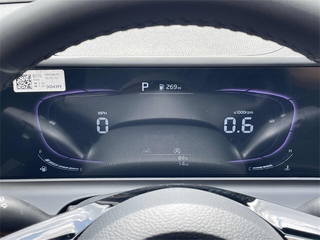 Vehicle image 10 of 25