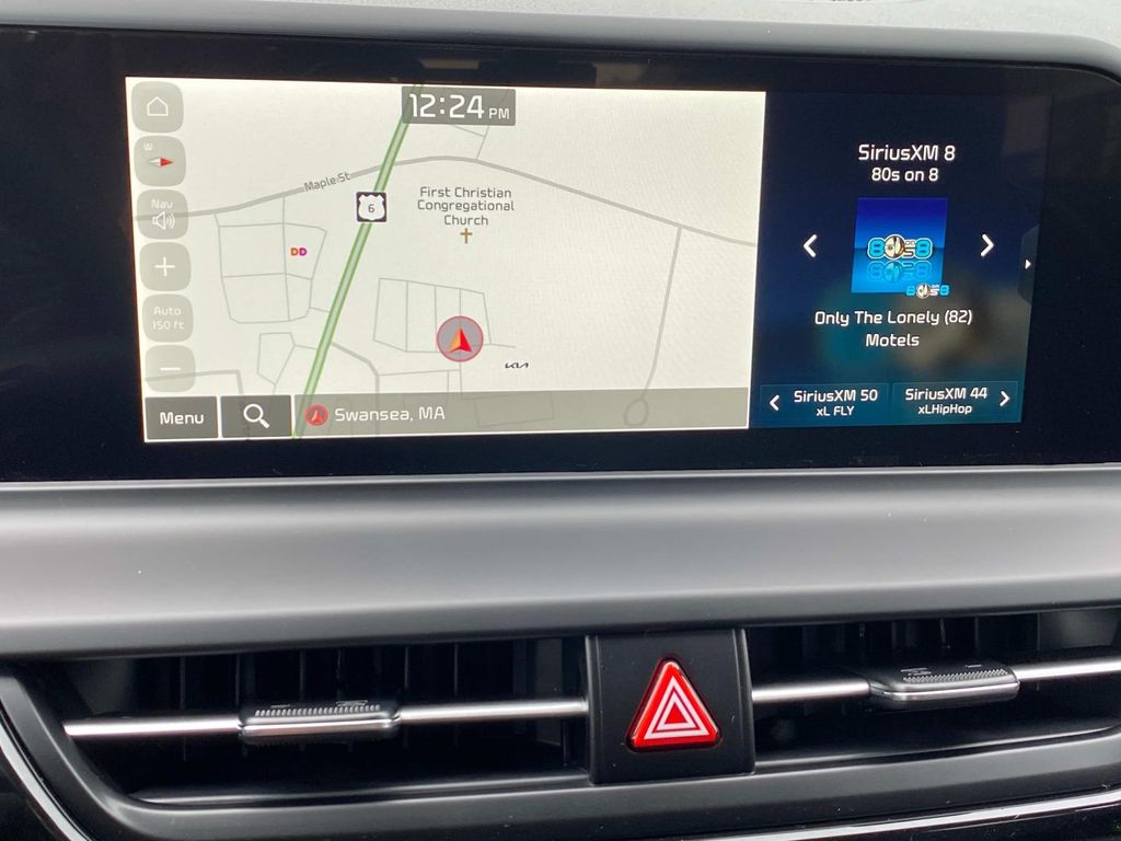 Vehicle image 11 of 14