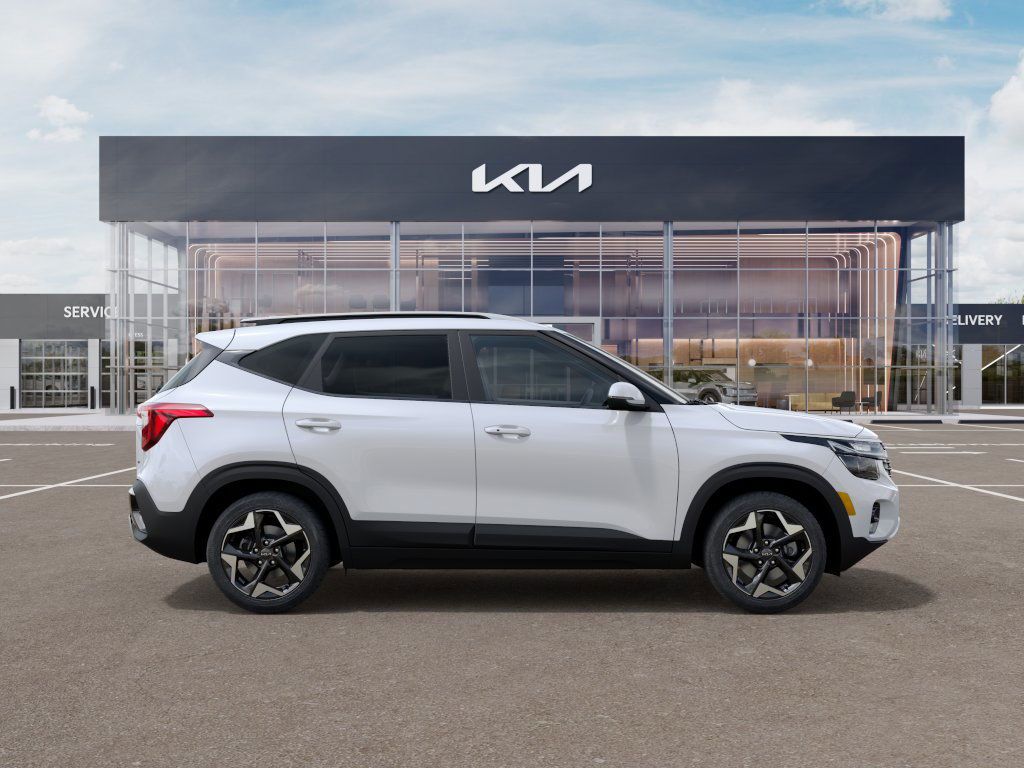 2025 Kia Seltos S Image 5 of 27