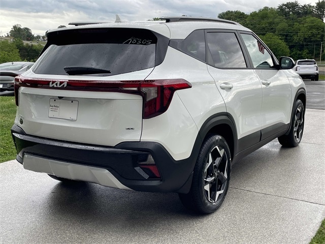 Vehicle image 5 of 20