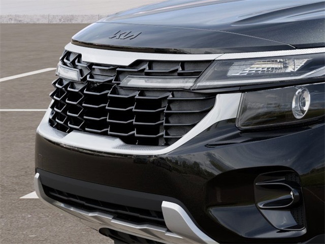 Vehicle image 13 of 27
