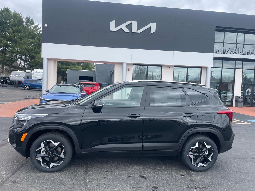 Vehicle image 3 of 13