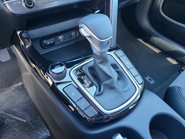 Vehicle image 9 of 27