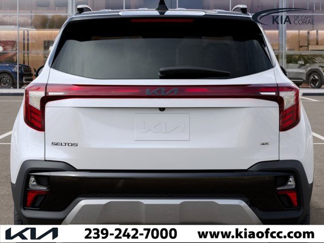 2025 Kia Seltos S Image 8 of 27