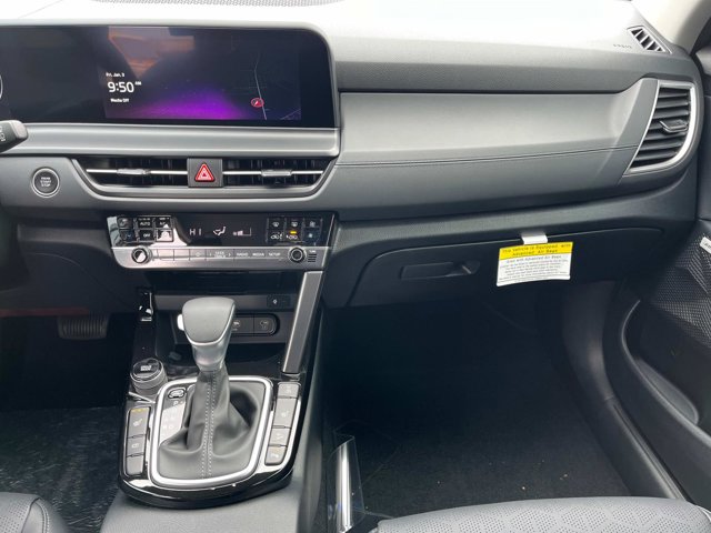 Vehicle image 13 of 38