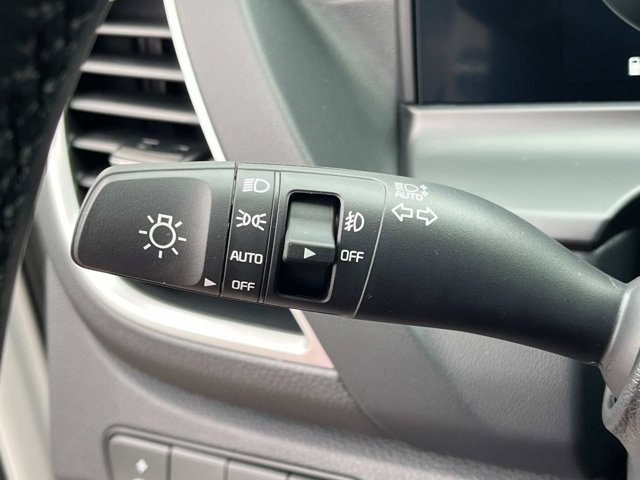 Vehicle image 36 of 38