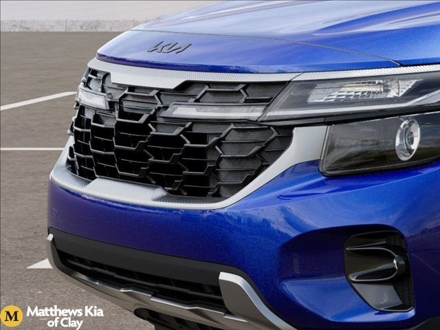Vehicle image 24 of 27