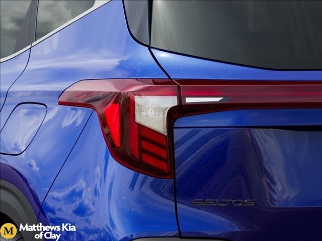 Vehicle image 22 of 27