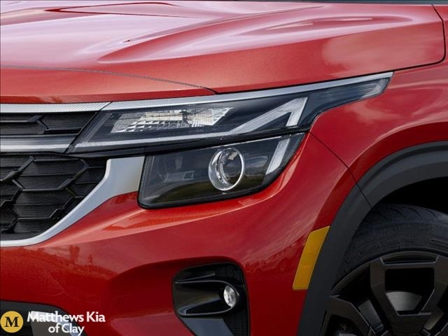 Vehicle image 21 of 27
