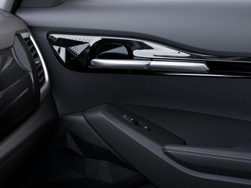 Vehicle image 25 of 27