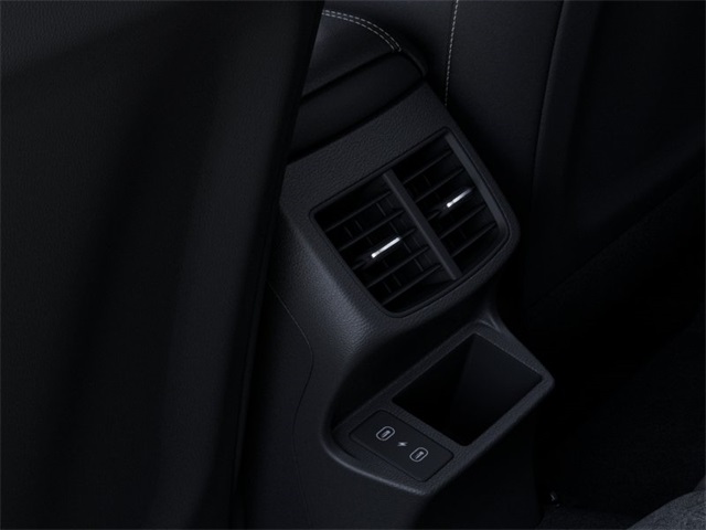 Vehicle image 26 of 27
