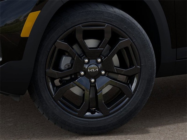 Vehicle image 10 of 27