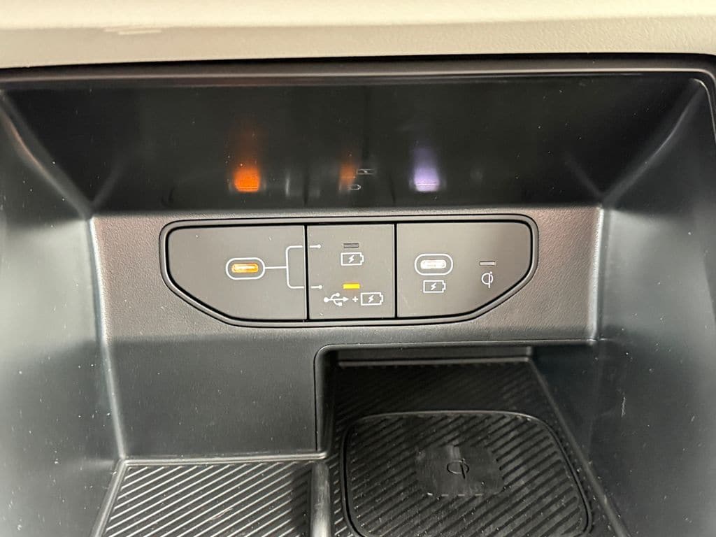 2025 Kia Sorento EX Image 18 of 30