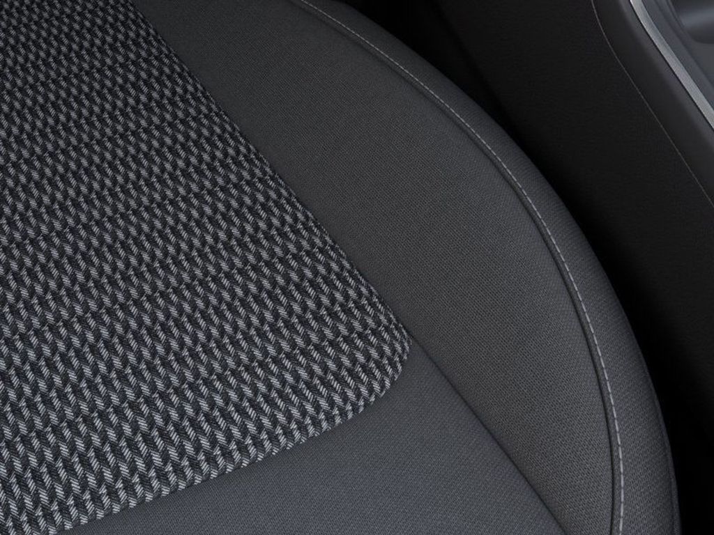 Vehicle image 24 of 27