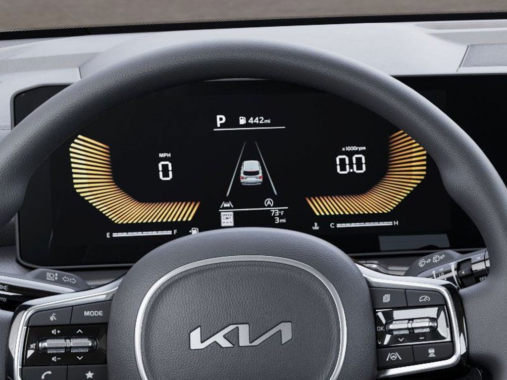 Vehicle image 21 of 27