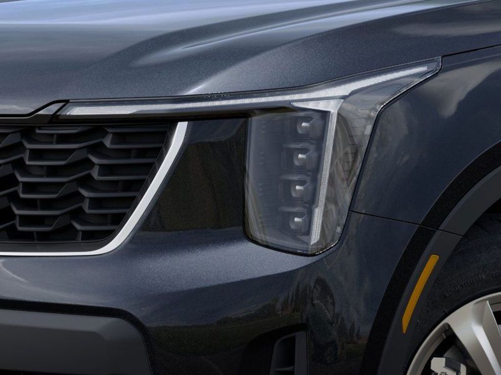 Vehicle image 11 of 27