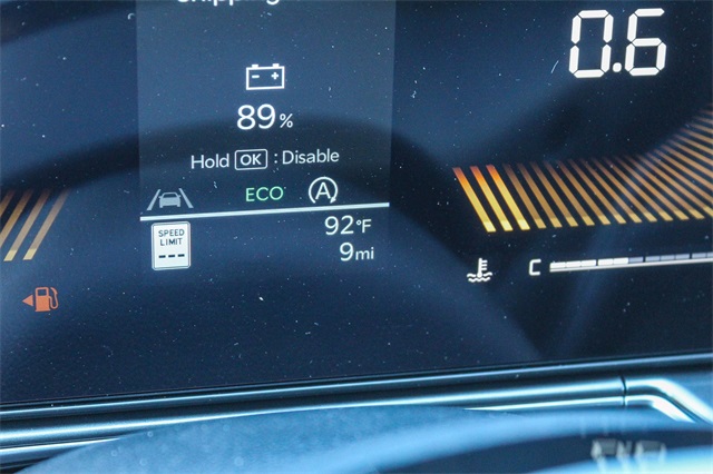Vehicle image 26 of 28