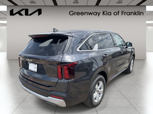 2025 Kia Sorento LX Image 5 of 30