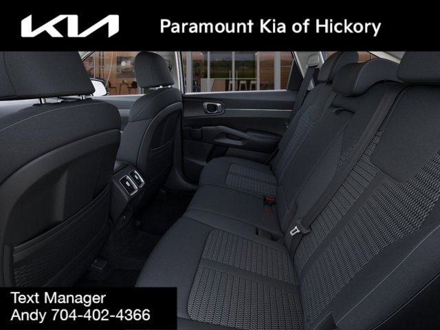 Vehicle image 18 of 27