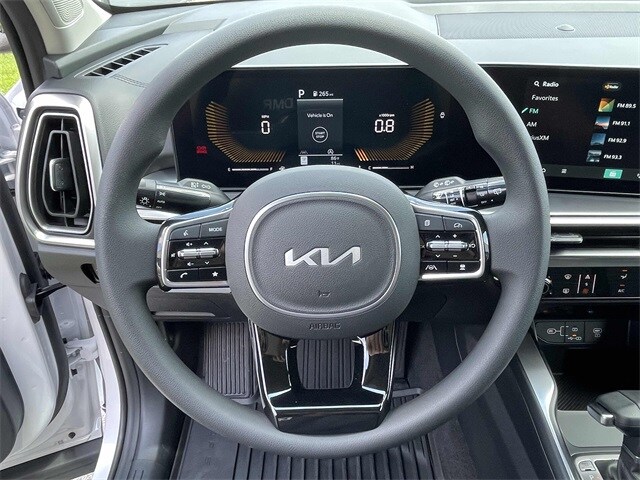 Vehicle image 14 of 20