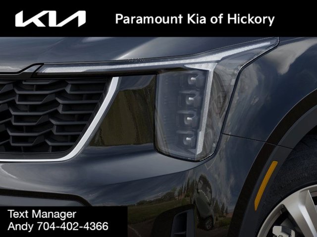 Vehicle image 11 of 27