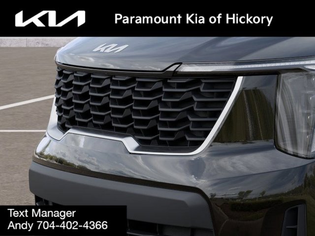 Vehicle image 13 of 27