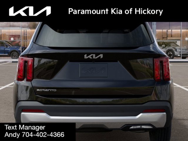 Vehicle image 8 of 27