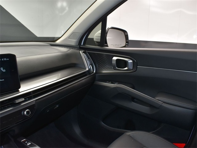 Vehicle image 43 of 50