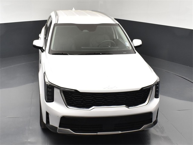 Vehicle image 6 of 50