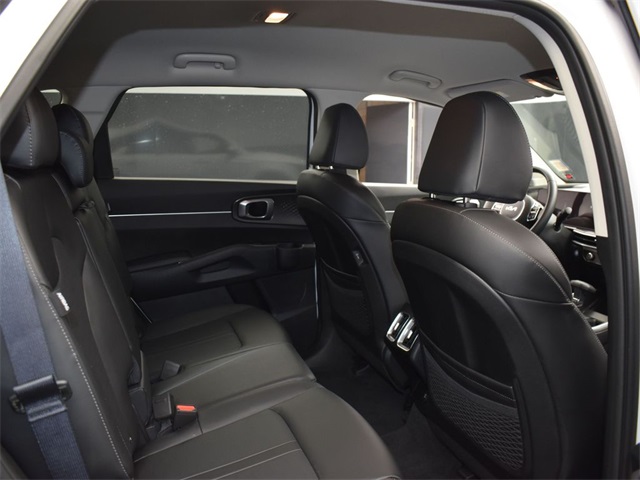 Vehicle image 29 of 50