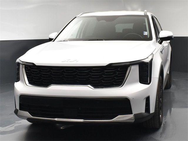 Vehicle image 4 of 50