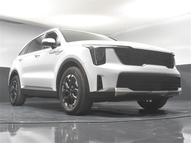 Vehicle image 2 of 50