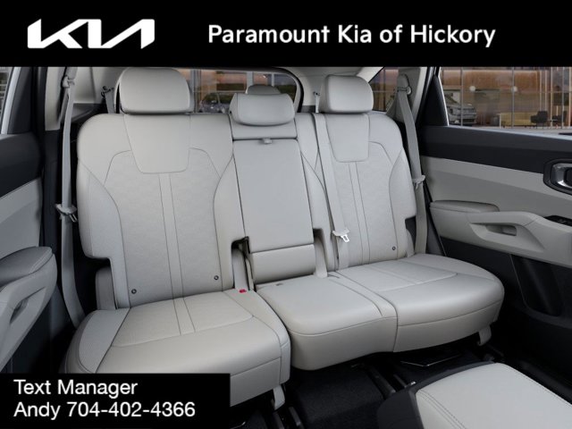 Vehicle image 16 of 27